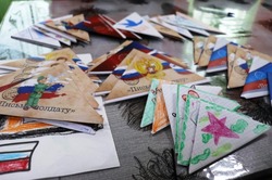 Ребята из наримановского центра написали письма бойцам