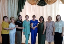 Наримановские пенсионеры поздравили соцработников с профессиональным праздником