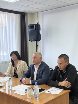 Глава Наримановского района встретился с жителями Волжского сельсовета
