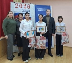 Наримановские школьницы приняли участие в конкурсе Астраханского Роскомнадзора