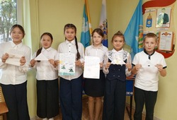 Наримановские школьники активно поддерживают защитников Родины