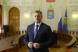 Глава Астраханской области вошёл в топ-5 губернаторов в России