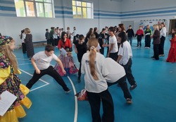 В наримановской школе прошел фестиваль игр народов России 