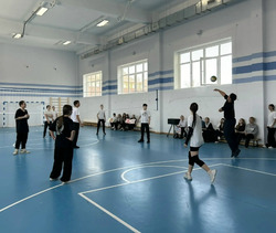 В наримановском поселке провели спортивный матч памяти земляка