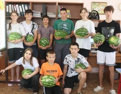 В наримановском центре провели «Арбузник»