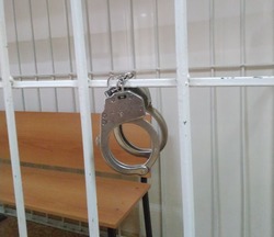 В Наримановском районе полицейские задержали двух местных жителей