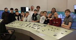 Школьники из наримановского села посетили с экскурсией Приволжский учебный центр