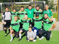 Ветераны футбола Наримановского района завоевали бронзу на региональных соревнованиях