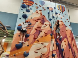 Воспитанники наримановского центра посетили центр развлечений