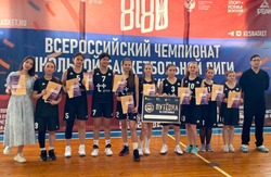 Баскетбольная команда школы г. Нариманова готовится к всероссийскому суперфиналу