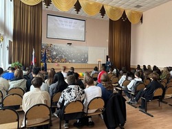 Наримановским старшеклассникам рассказали о работе в МЧС