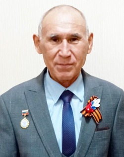 Почетного ветерана Наримановского района поздравляют с юбилеем