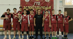 Определены победители среди школьных баскетбольных команд 