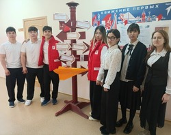 В наримановской школе установили арт-маяк