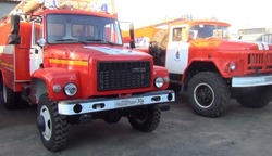 В Наримановском районе горели мусор и сухая трава
