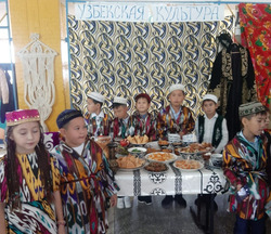 В Наримановском районе провели ярмарку народов России