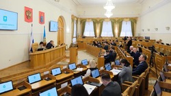 В Астрахани обсудили вопросы трудоустройства и реабилитации ветеранов СВО