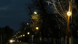 Наримановские улицы преображаются к Новому году