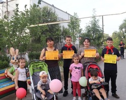 В Нариманове распространили антитеррористические листовки