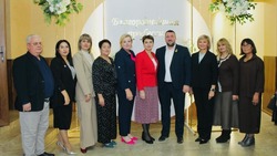 Наримановских учителей поздравили с профессиональным праздником