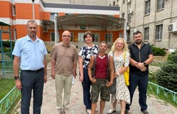 Наримановский дом-интернат посетили представители благотворительного фонда   