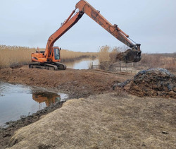 В Наримановском районе началась подготовка к заполнению водой степных ильменей