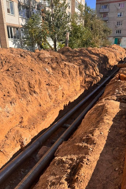 Глава района проинспектировал ход ремонта теплосетей в Нариманове 