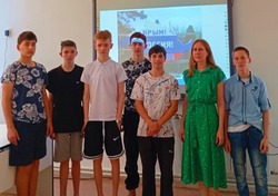 Для наримановских школьников провели патриотический час