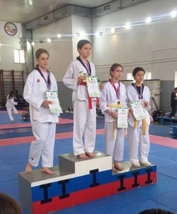 Наримановские спортсмены победили на соревнованиях в школе олимпийского резерва