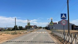 В Наримановском районе обновили пешеходные переходы