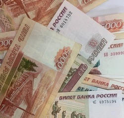 Владелец магазина в Нариманове заплатит пострадавшей покупательнице