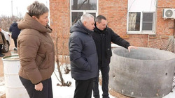 Глава Наримановского района провёл выездное совещание 