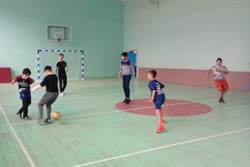 В Наримановском районе реализуется проект «Футбол в школу» 