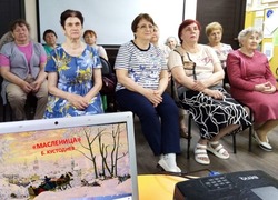 Наримановские пенсионеры побывали на выставке Кустодиева